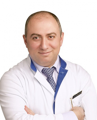 Элиас Раид