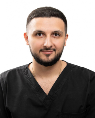 Оганесян Аршак Эдгарович